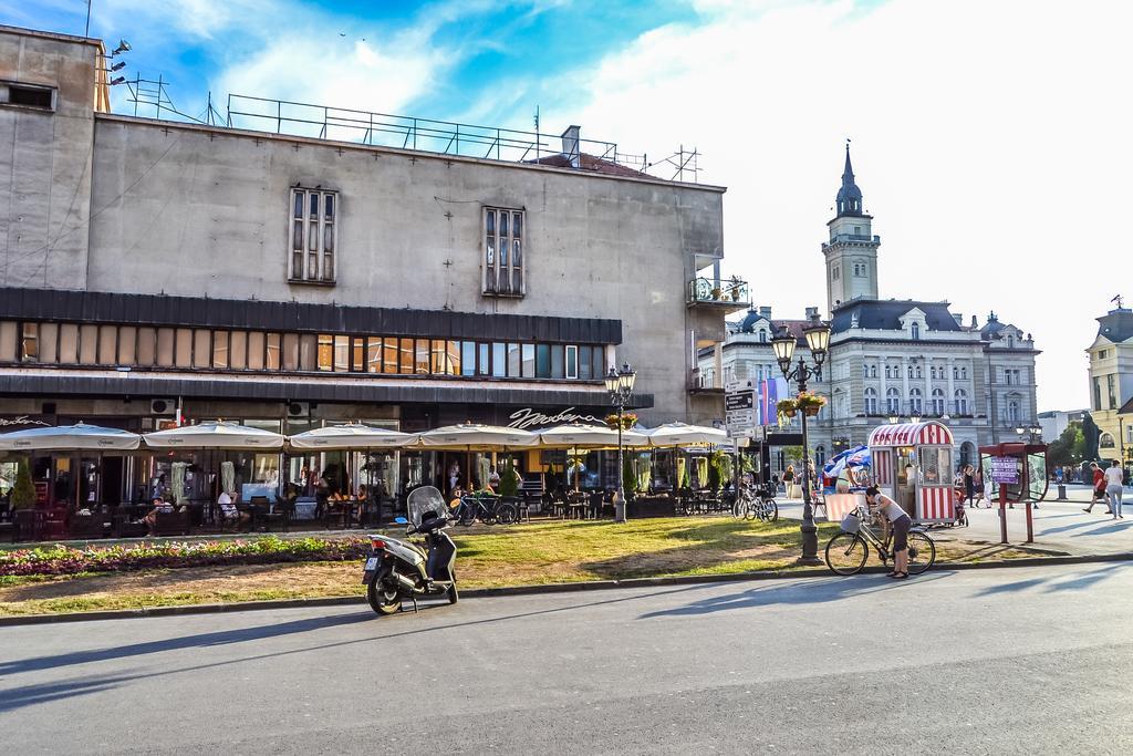 Modena Apartments Újvidék Szoba fotó